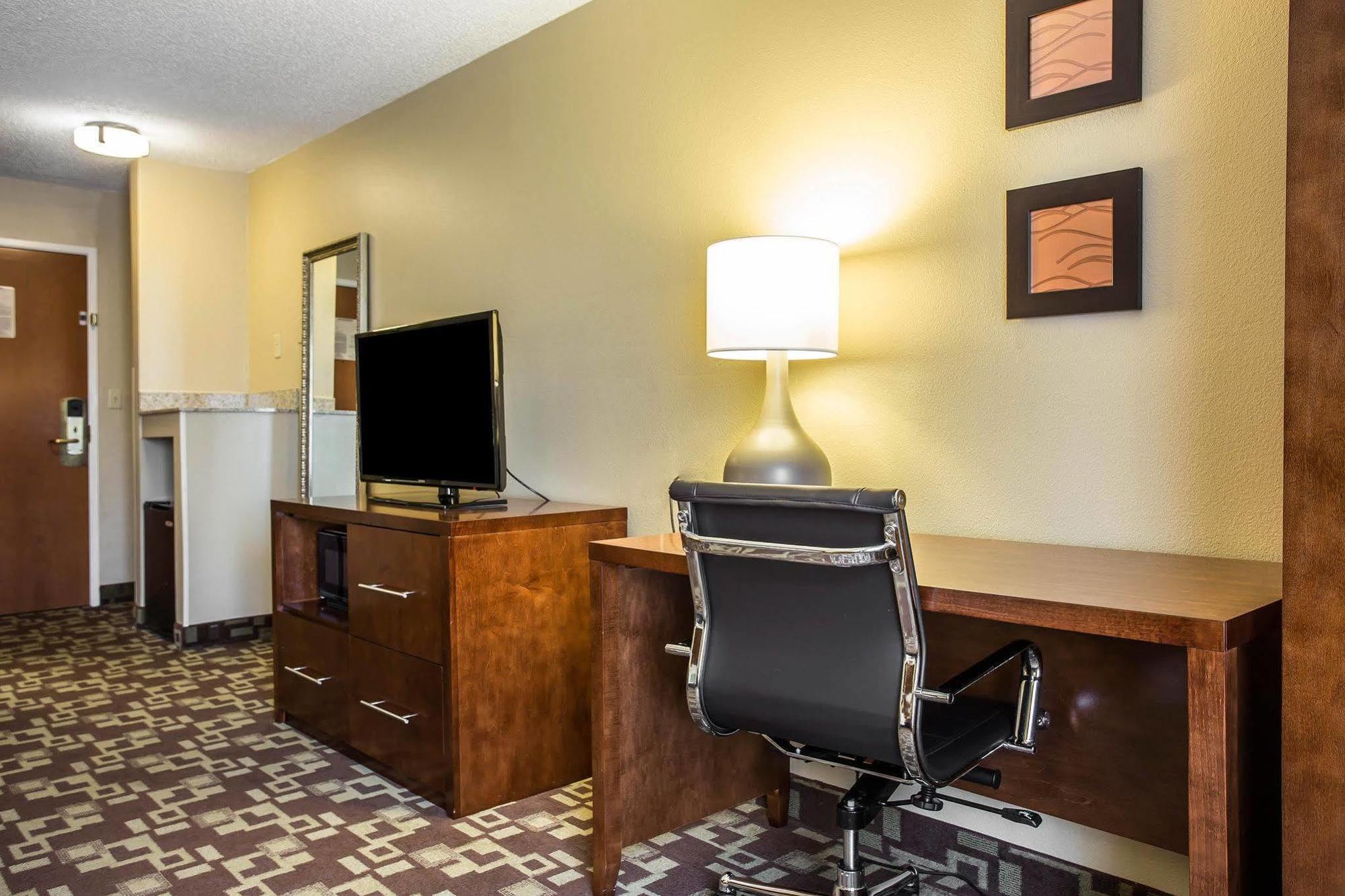 Comfort Inn & Suites Walterboro I-95 Εξωτερικό φωτογραφία